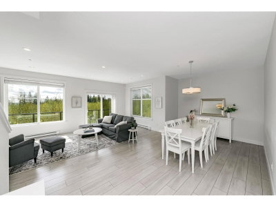 21150 76A Avenue | Langley British Columbia | Slide Image Five