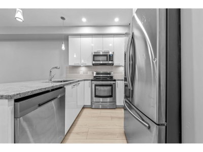 20175 53 Avenue | Langley British Columbia | Slide Image Three