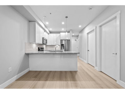 20175 53 Avenue | Langley British Columbia | Slide Image Seven