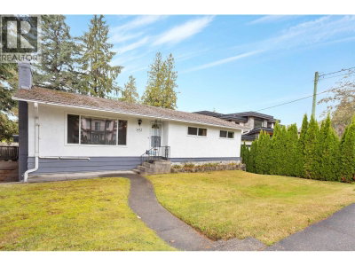 692 BLUE MOUNTAIN Street | Coquitlam British Columbia | Slide Image One