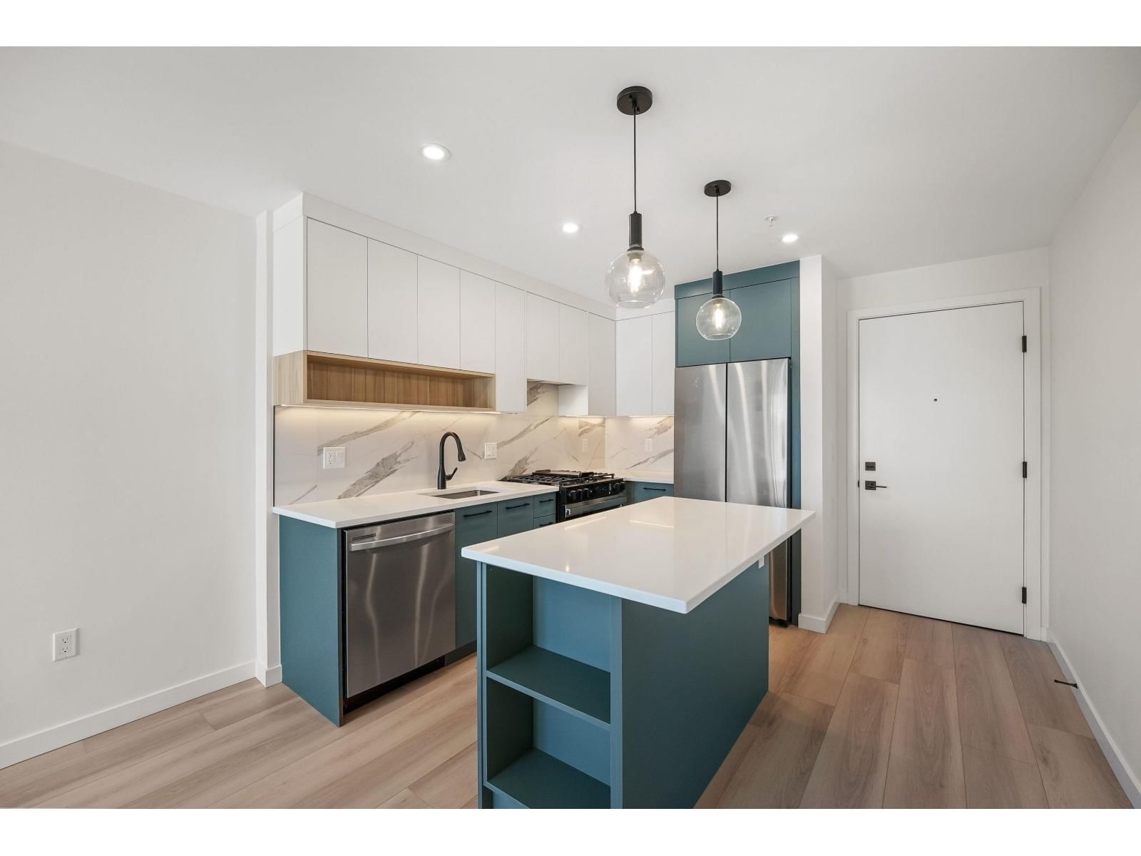 6270 GOOSEBERRY Drive, Surrey, British Columbia V3S 0B7