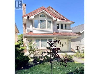 937 18TH Avenue | Vancouver British Columbia | Slide Image Three