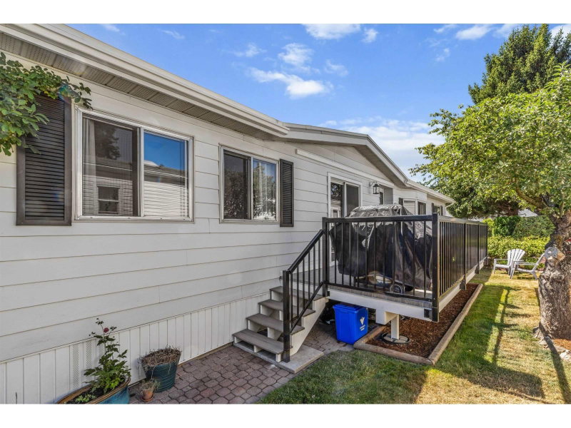 45640 WATSON Road Chilliwack British Columbia, V2R 3P8 - 3 Bedrooms Home For Sale