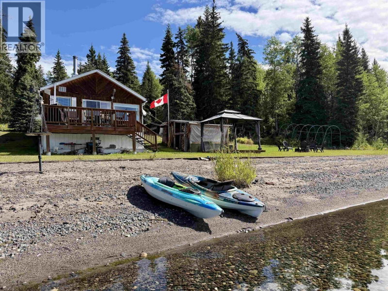 23397 STELLA Road Fraser Lake British Columbia, V0J 1S0 - 3 Bedrooms Waterfront Home For sale