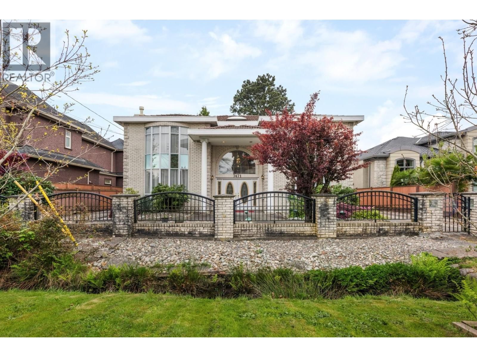 7471 LEDWAY Road, Richmond, British Columbia V7C 3N5