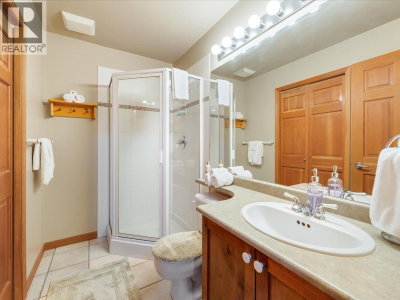 4355 NORTHLANDS Boulevard | Whistler British Columbia | Slide Image Twelve