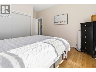 212 SEA Avenue | Burnaby British Columbia | Slide Image Thirty