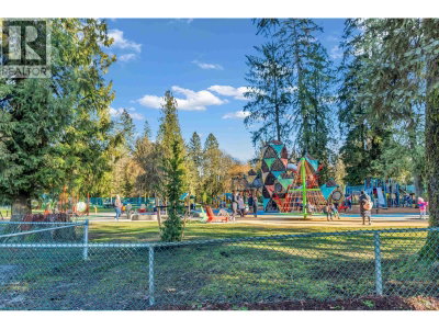 13618 232ST Street | Maple Ridge British Columbia | Slide Image Thirty-two
