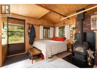 9540 PEMBERTON PORTAGE Road | Pemberton British Columbia | Slide Image Six