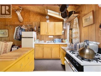 9540 PEMBERTON PORTAGE Road | Pemberton British Columbia | Slide Image Nine