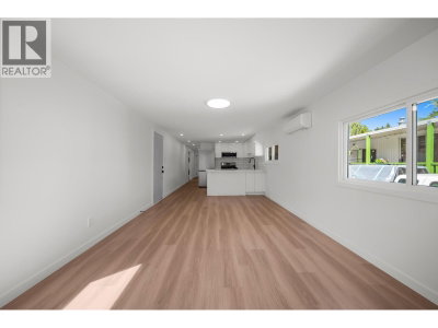 21163 LOUGHEED Highway | Maple Ridge British Columbia | Slide Image Twelve