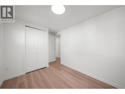 21163 LOUGHEED Highway | Maple Ridge British Columbia | Slide Image Nineteen