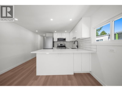 21163 LOUGHEED Highway | Maple Ridge British Columbia | Slide Image Eight