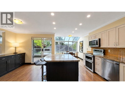 2387 QUAYSIDE Court | Vancouver British Columbia | Slide Image Ten