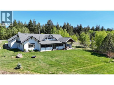 3660 FORBES Road | Lac La Hache British Columbia | Slide Image Five