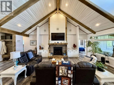 3660 FORBES Road | Lac La Hache British Columbia | Slide Image Eight