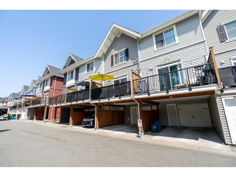 19128 65 Avenue Surrey British Columbia, V4N 6P2 - 2 Bedrooms Condo For Sale