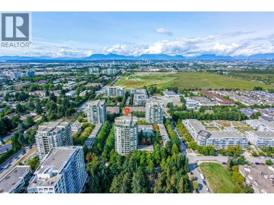 9133 HEMLOCK Drive | Richmond British Columbia | Slide Image Two