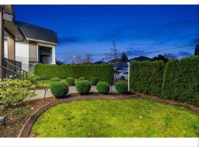6637 121A Street | Surrey British Columbia | Slide Image Nineteen