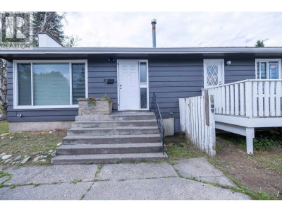 242 LYON Street | Prince George British Columbia | Slide Image Three