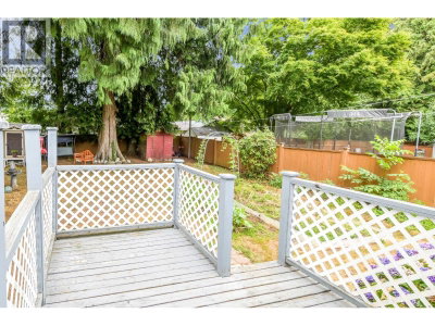 21727 RIDGEWAY Crescent | Maple Ridge British Columbia | Slide Image Twenty-eight