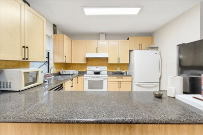 7064 133B Street | Surrey British Columbia | Slide Image Nineteen