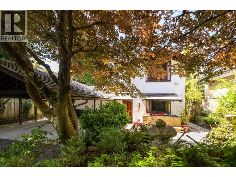 6821 LAUREL Street Vancouver British Columbia, V6P 3T6 - 5 Bedrooms Home For Sale