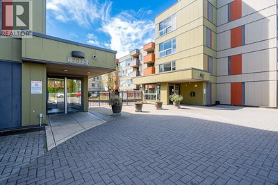 12075 228 Street | Maple Ridge British Columbia | Slide Image Three