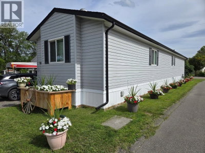 684 NORTH FRASER Drive | Quesnel British Columbia | Slide Image One