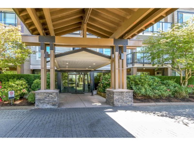 32729 GARIBALDI Drive | Abbotsford British Columbia | Slide Image Three