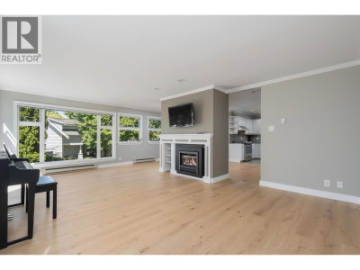 3085 MAPLE Street | Vancouver British Columbia | Slide Image Eight