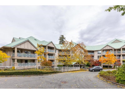 15150 29A Avenue | Surrey British Columbia | Slide Image Three