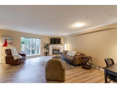 15150 29A Avenue | Surrey British Columbia | Slide Image Six