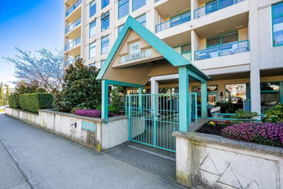 15466 NORTH BLUFF Road | White Rock British Columbia | Slide Image One