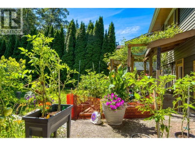 517 AILSA Avenue | Port Moody British Columbia | Slide Image Thirty-seven