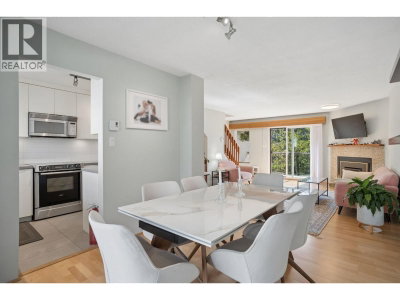 220 16TH Street | North Vancouver British Columbia | Slide Image Four