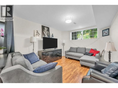 1591 ALPINE Lane | Coquitlam British Columbia | Slide Image Twenty-eight