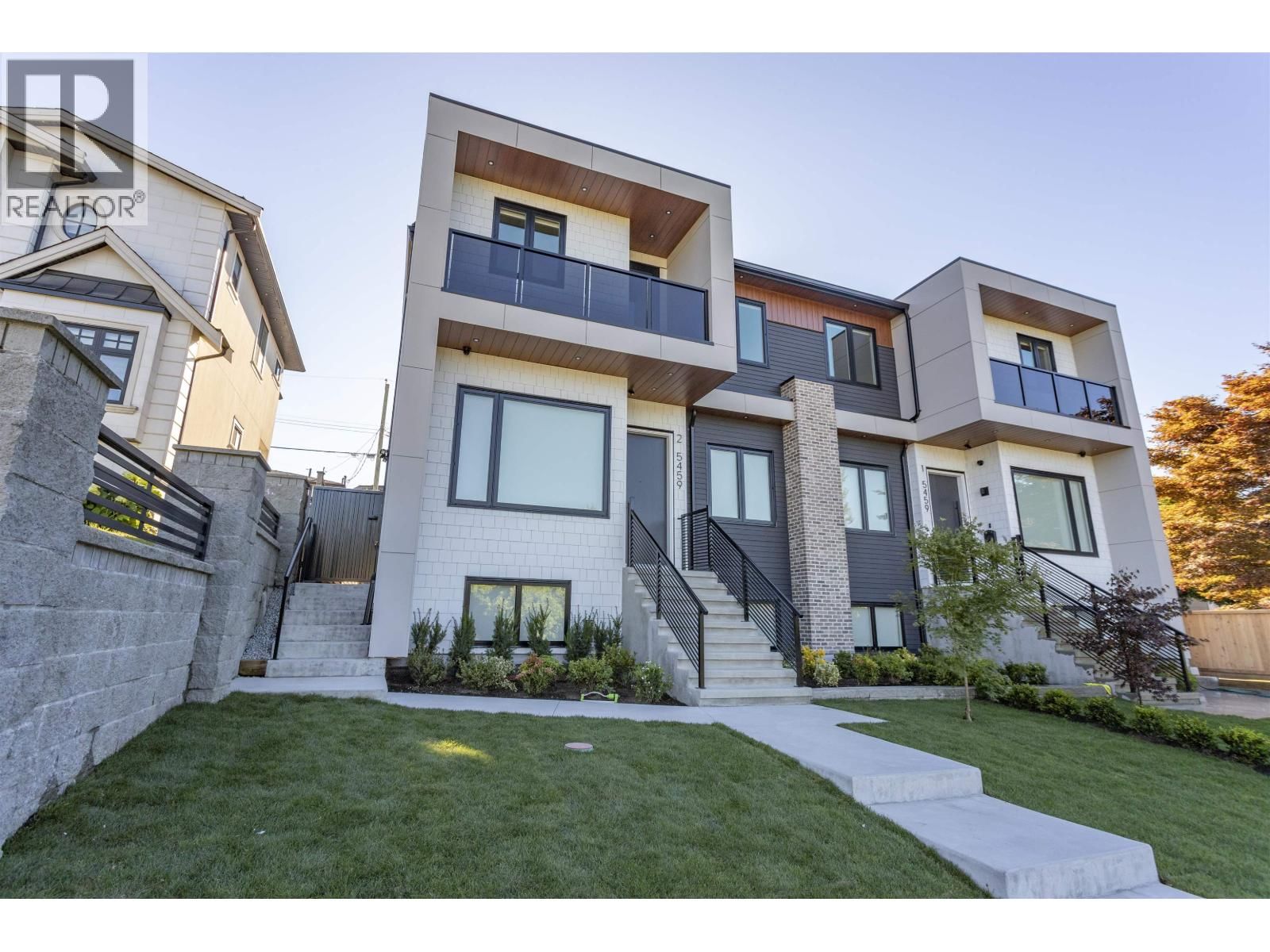5459 FORGLEN Drive, Burnaby, British Columbia V5H 3K8