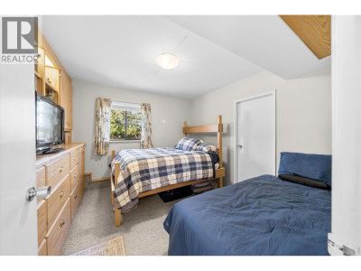 12730 216 Street | Maple Ridge British Columbia | Slide Image Eighteen