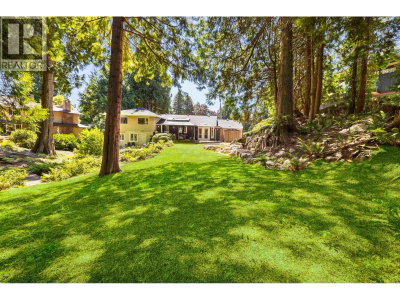 3965 VIEWRIDGE Place | West Vancouver British Columbia | Slide Image Two