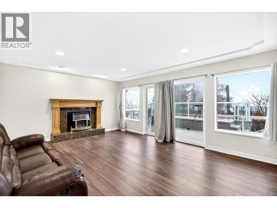 291 SPRINGER Avenue | Burnaby British Columbia | Slide Image Eighteen