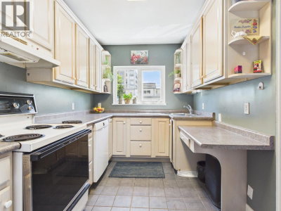 2296 39TH Avenue | Vancouver British Columbia | Slide Image Six