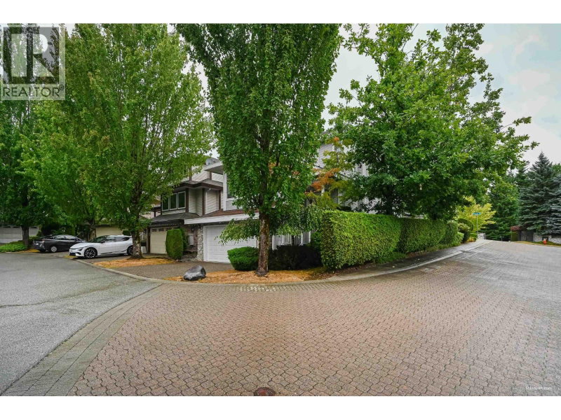 2995 PINETREE Close Coquitlam British Columbia, V3E 2Z5 - 5 Bedrooms Condo For Sale