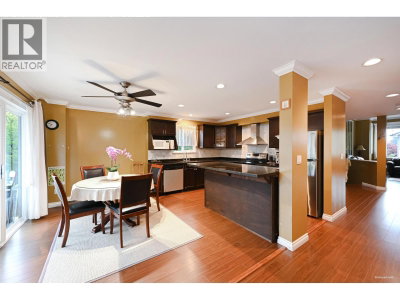 2995 PINETREE Close | Coquitlam British Columbia | Slide Image Thirteen