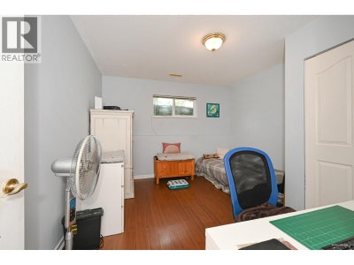 2995 PINETREE Close | Coquitlam British Columbia | Slide Image Twenty-three