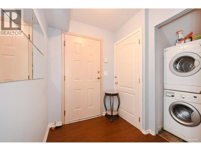 2995 PINETREE Close | Coquitlam British Columbia | Slide Image Twenty-eight