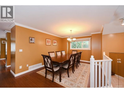 2995 PINETREE Close | Coquitlam British Columbia | Slide Image Five