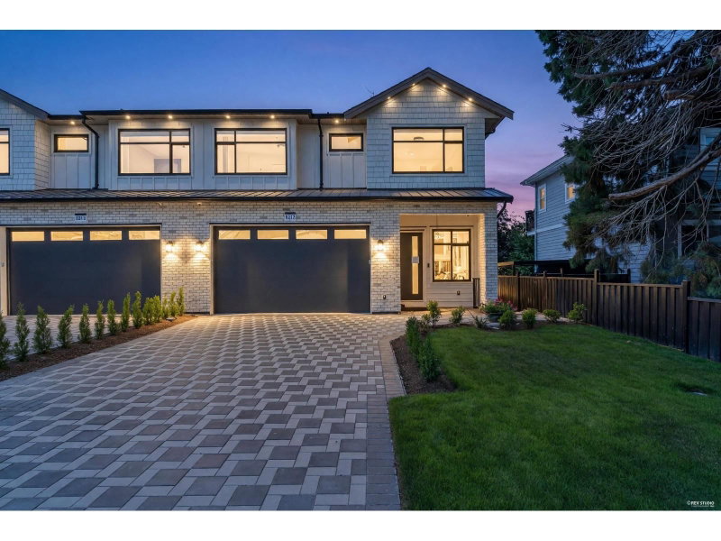 8221 111B Street Delta British Columbia, V4C 4T2 - 6 Bedrooms Home For Sale
