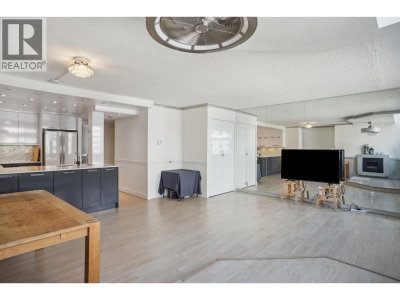 1270 ROBSON Street | Vancouver British Columbia | Slide Image Fifteen