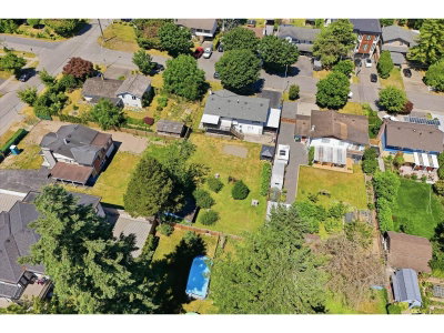 14348 GLADSTONE Drive | Surrey British Columbia | Slide Image Thirty-four